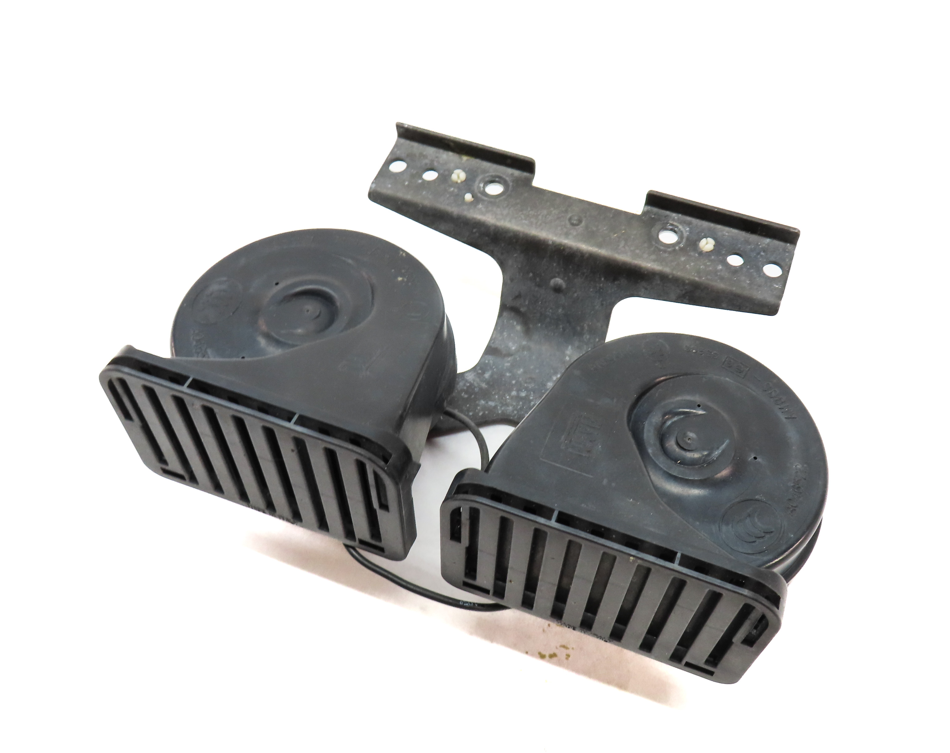 2010-2016 LR4 RANGE ROVER SPORT (L320) HIGH & LOW TONE SAFETY HORN SET-2 — exact item pictured